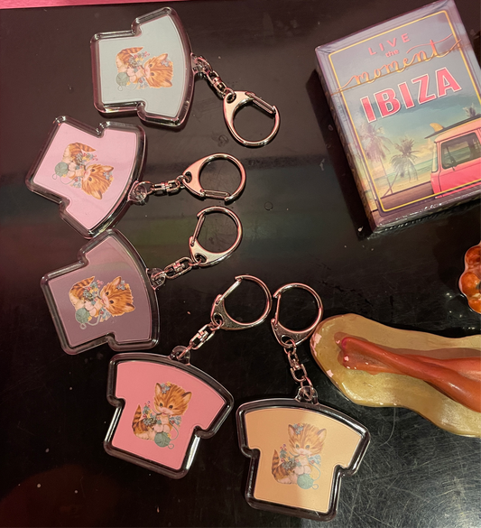 Faline Lolita Cat Tee Keyring