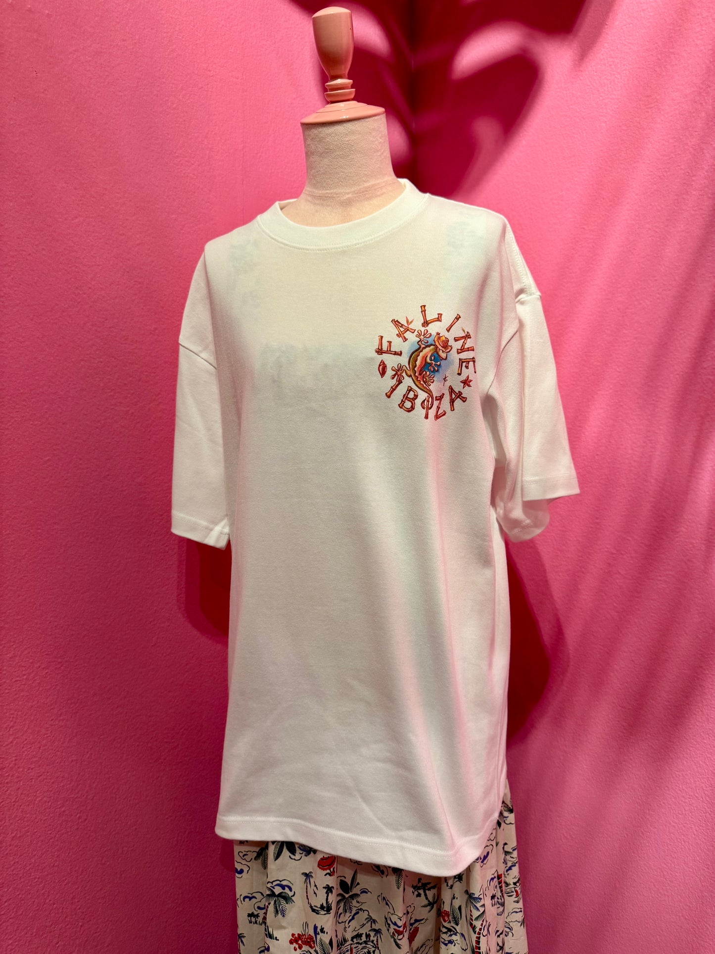 Antoine Kruk x Faline IBIZA Organic Tee colorful Gecko in White