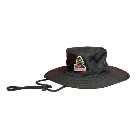 Faline Hawaian Wappen Backet Hat in Black