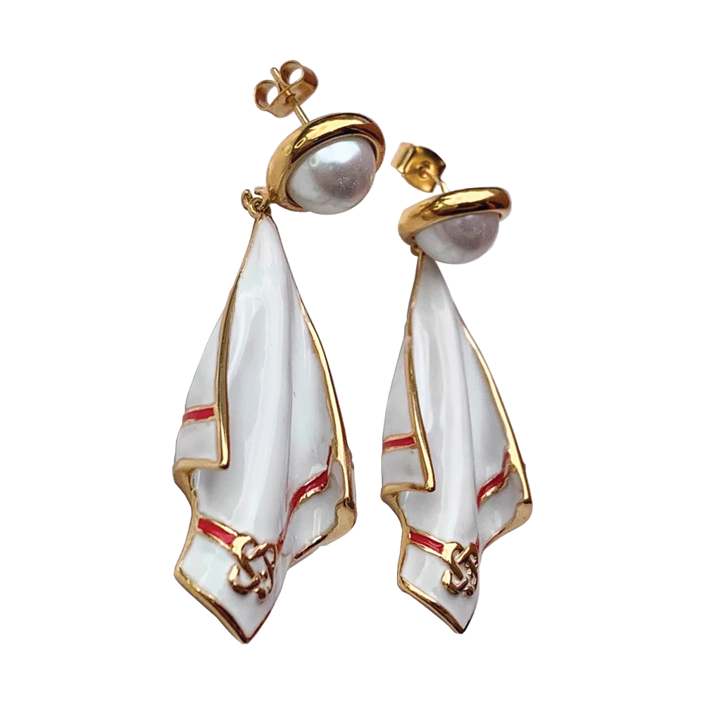 Casablanca Pearl napkin pendant earrings