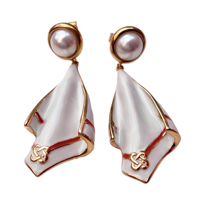 Casablanca Pearl napkin pendant earrings